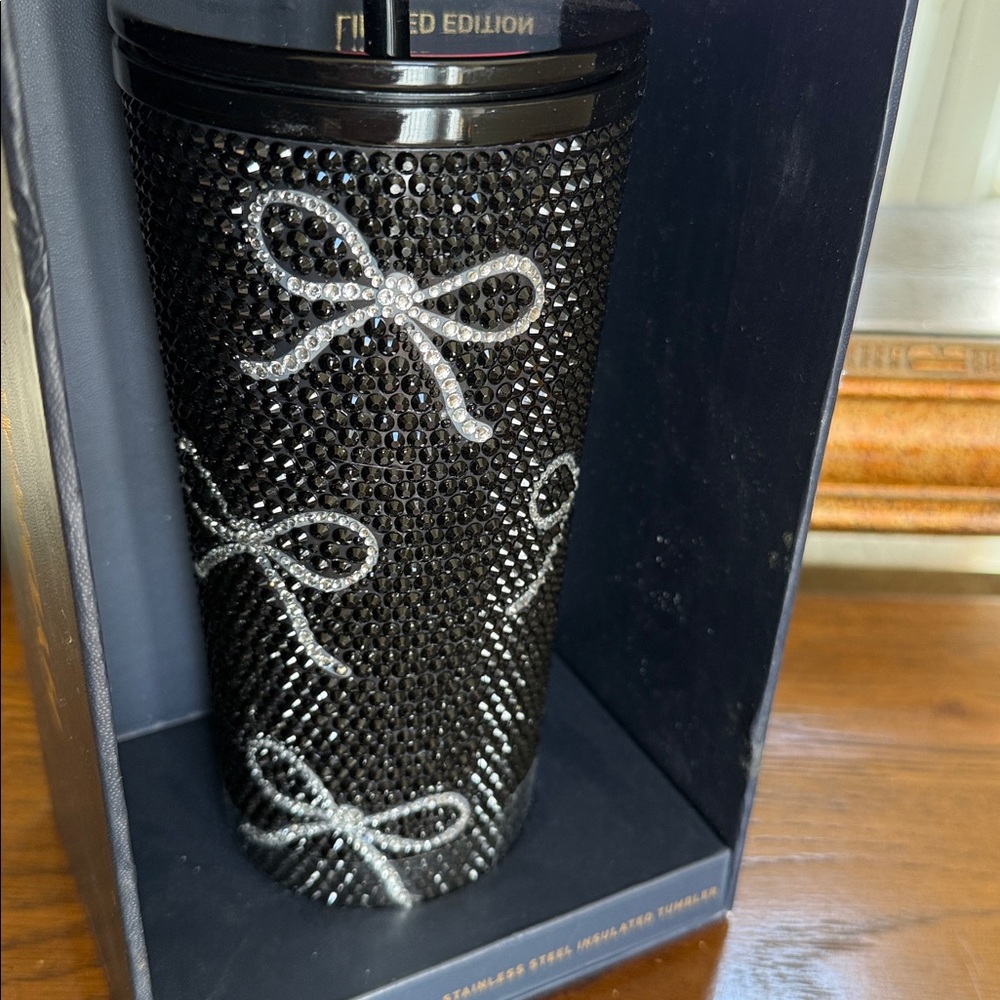 Hydrapeak Limited Edition Black Stainless Steel Insulated rhinestone Tumbler. - Picture 3 of 11